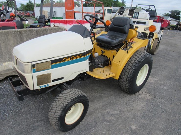 cub-cadet-7193-image-1