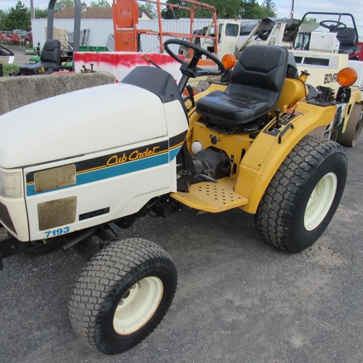 CUB CADET 7193