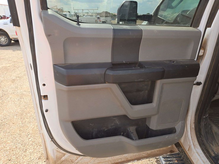 ford-f350-image-12