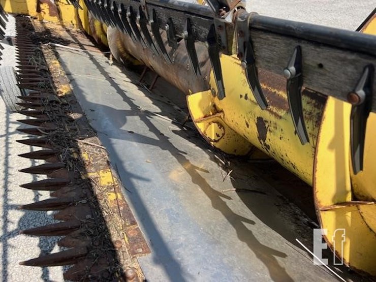 new-holland-tr85-image-87
