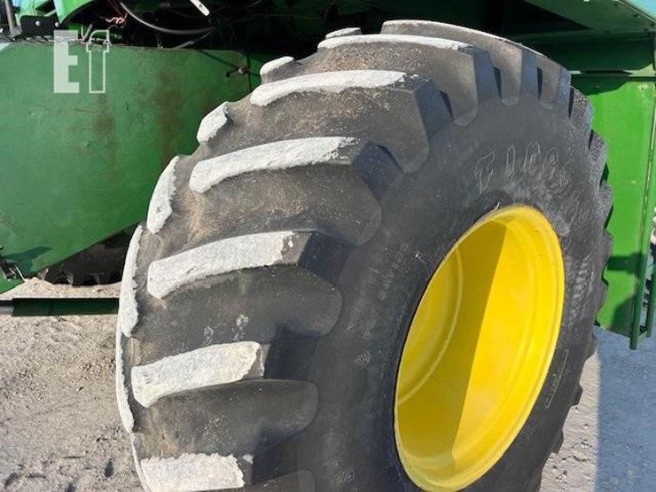 1988-john-deere-8820-titan-ii-image-14