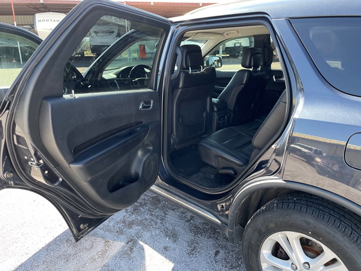 2013-dodge-durango-image-16