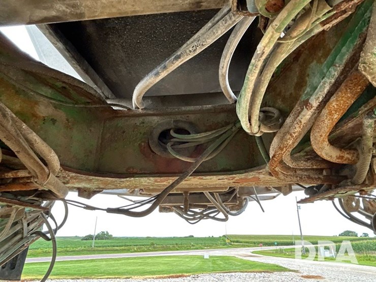 2009-john-deere-4930-image-38