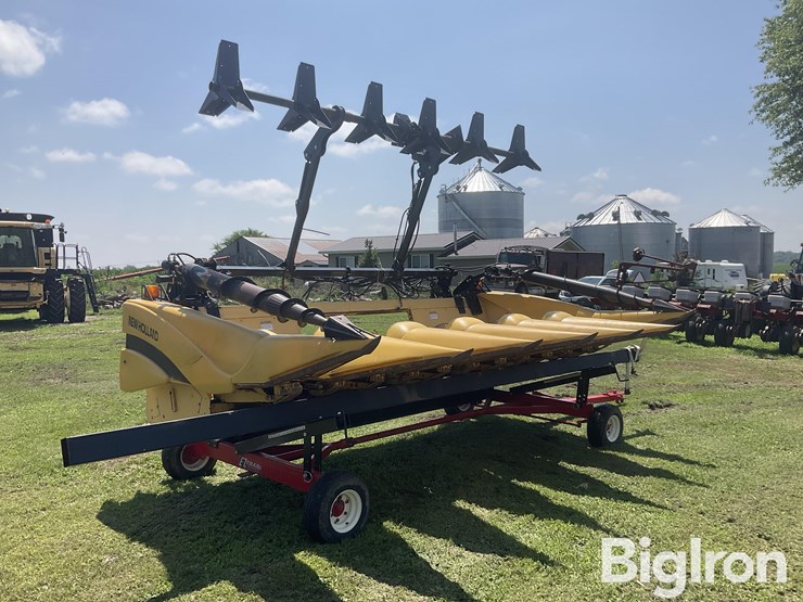 new-holland-996-image-3