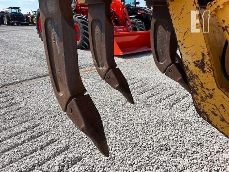 2021-deere-850l-wlt-image-27