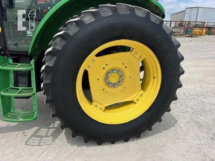 john-deere-6105d-image-32