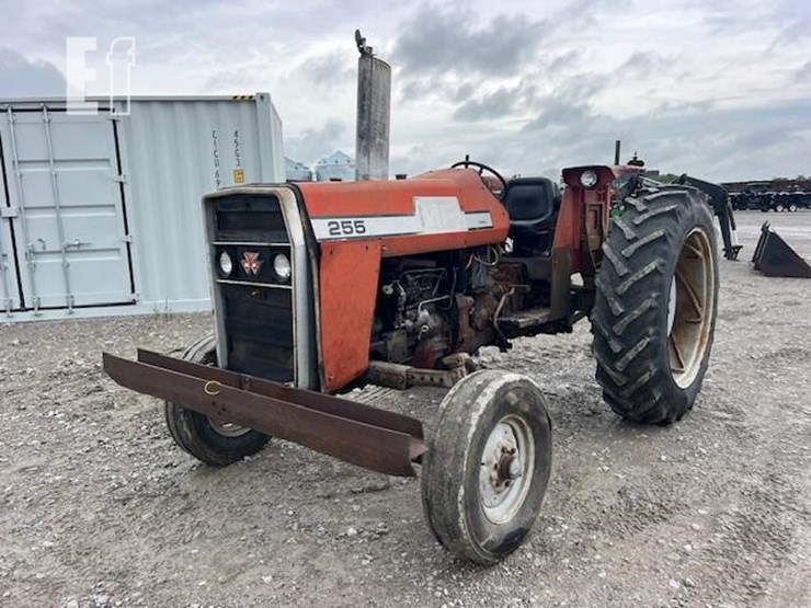 massey-ferguson-255-image-11