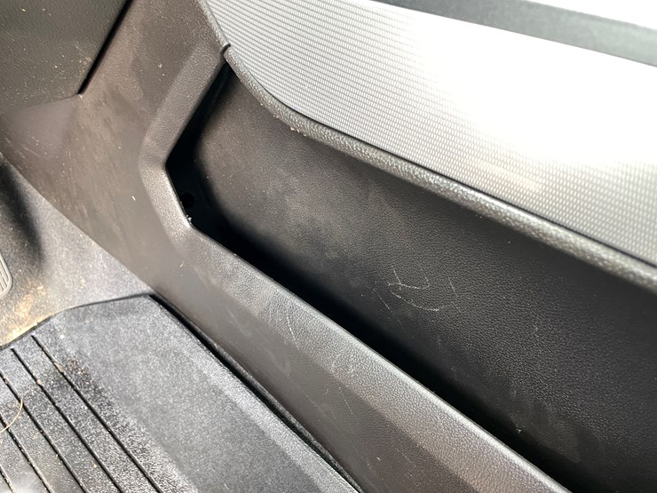 2018-chevrolet-silverado-1500-z71-image-53