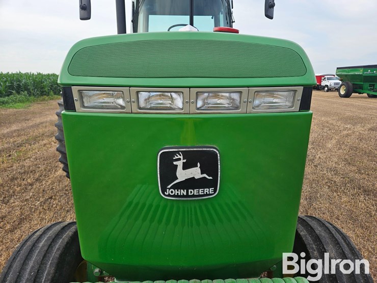 1992-john-deere-4560-image-13
