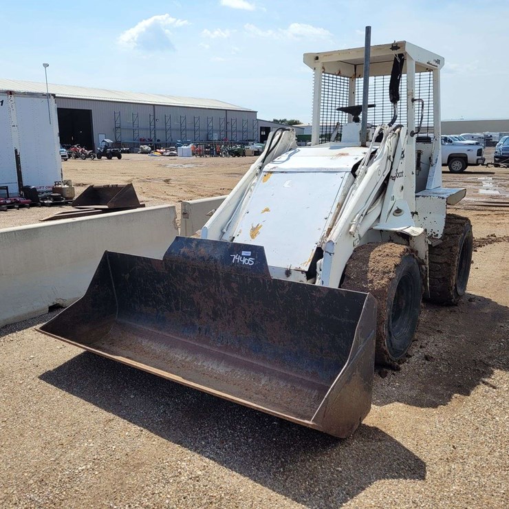 BOBCAT 2410