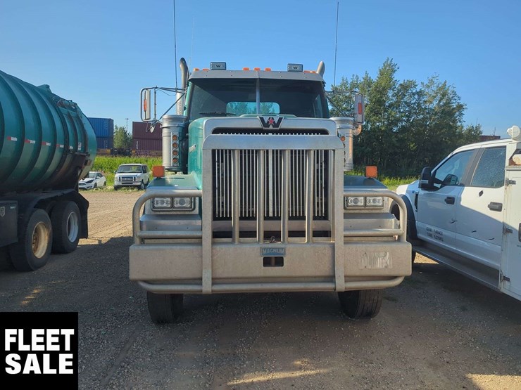 2010-western-star-4900-image-13