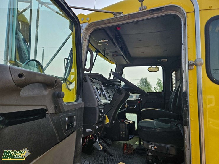 2009-kenworth-t800-image-30