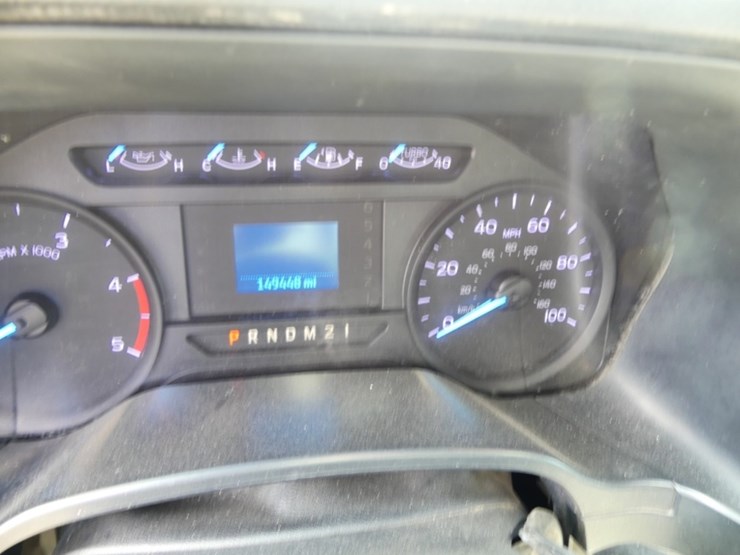 2019-ford-f350-xl-image-15