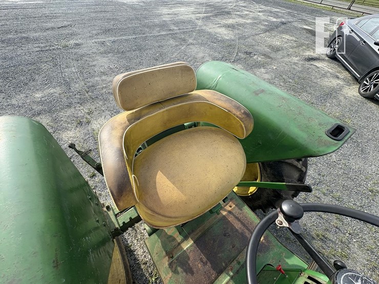 1965-john-deere-2010-image-15