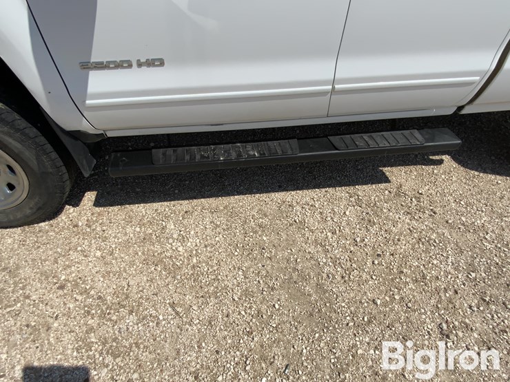 2015-chevrolet-2500-image-12