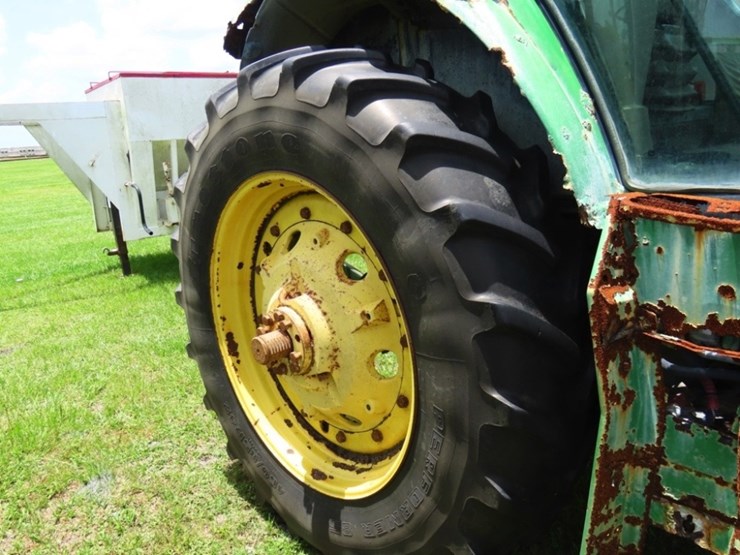 2016-john-deere-6155m-image-5
