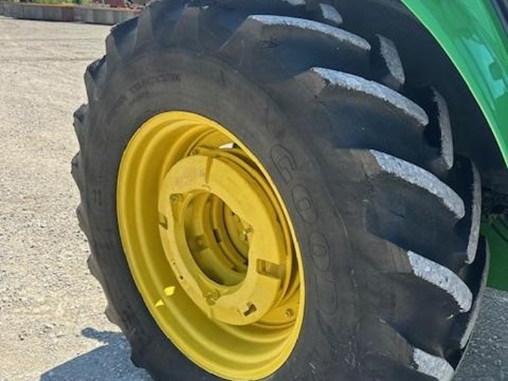 john-deere-6420-image-11