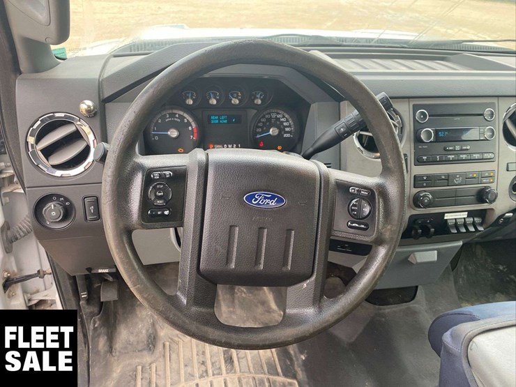 2015-ford-f350-image-35