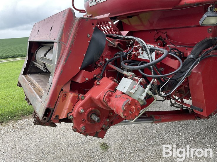 2002-case-ih-2388-image-14