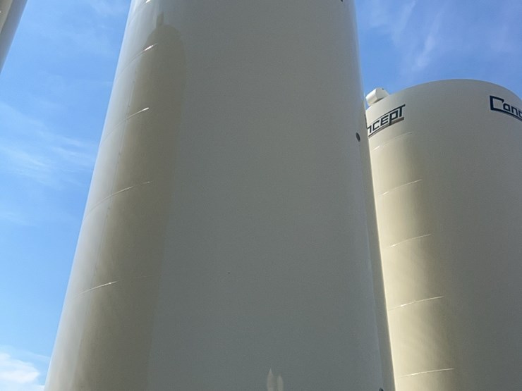 concept-7,500-bu.-hopper-bin,-equipped-with-bin-fan-with-3-phase-agi-grainguard-10-hp-electric-motor.-image-12