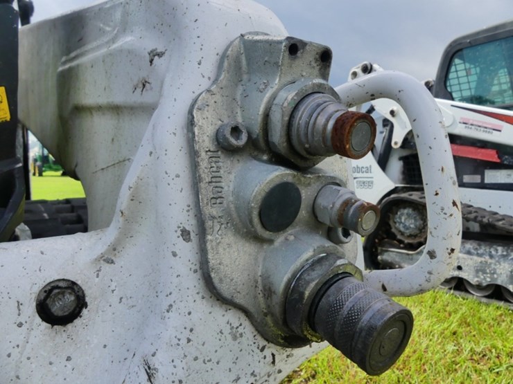 2022-bobcat-t66-image-12