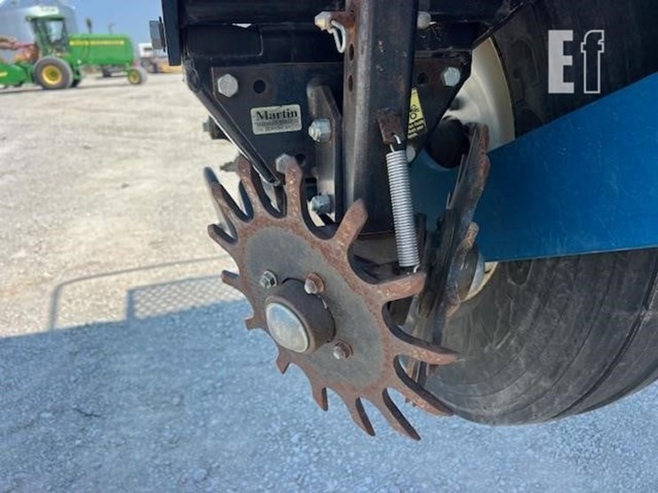 2008-kinze-3800sds-image-40
