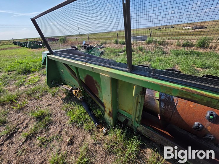 john-deere-853-image-9