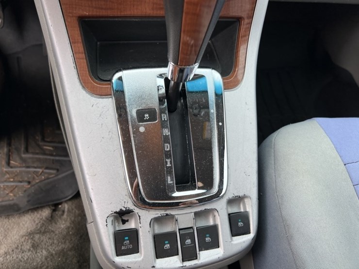 2009-chevrolet-equinox-lt-image-23