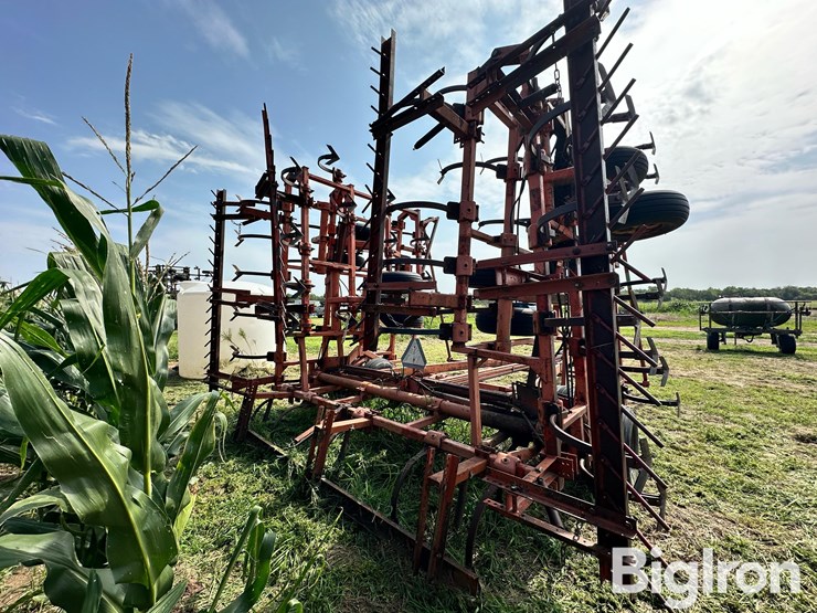 allis-chalmers-1400-image-6