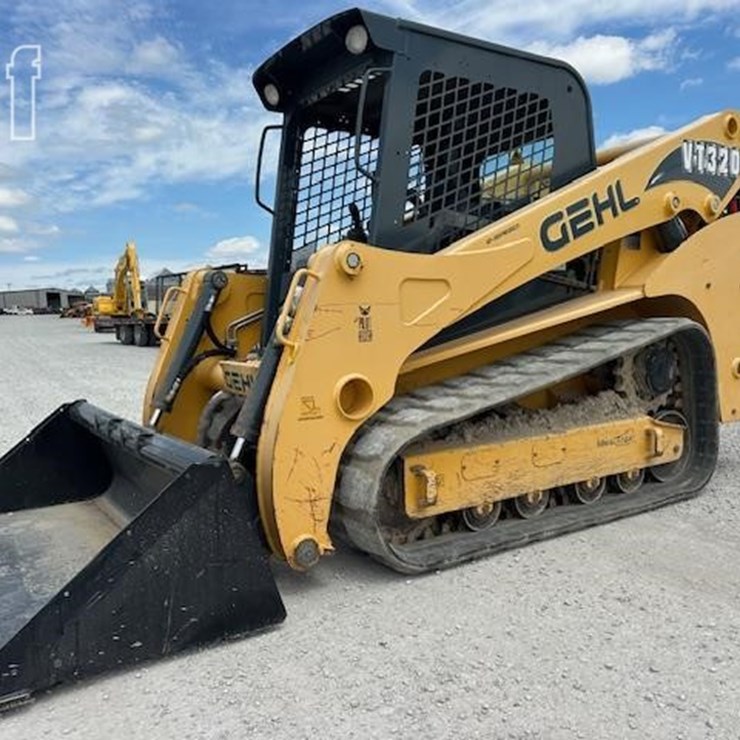 2018 GEHL VT320