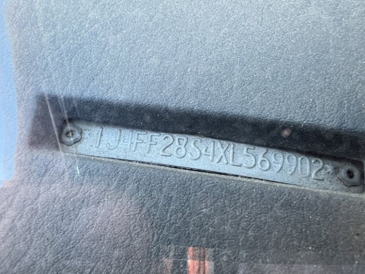 1999-jeep-cherokee-image-9