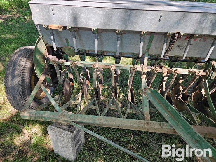 john-deere-b-image-10