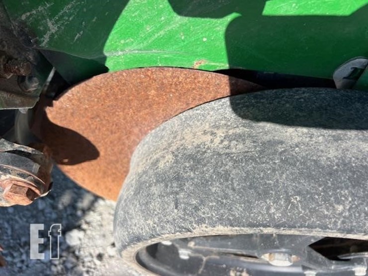 2009-john-deere-1770nt-image-73