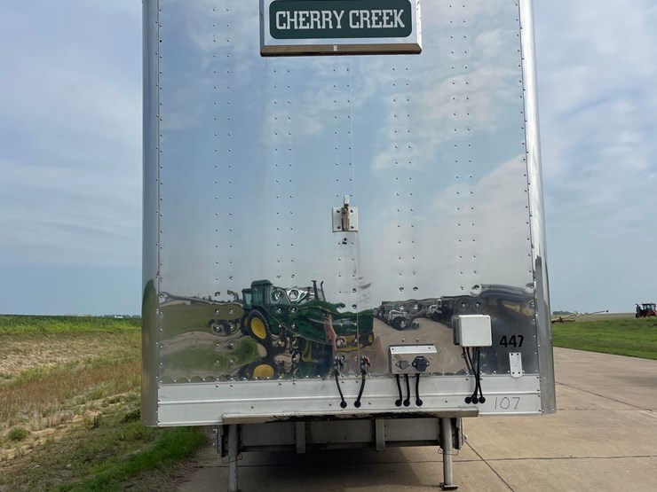 2021-eby-livestock-trailer-image-2
