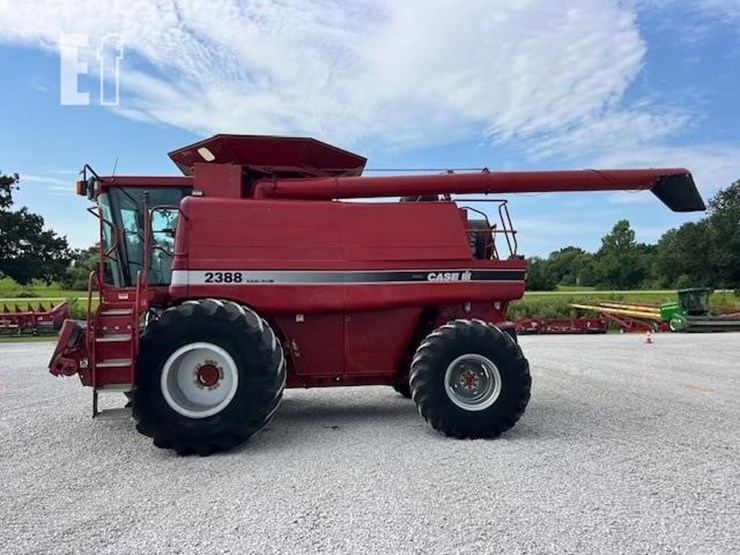 case-ih-2388-image-3