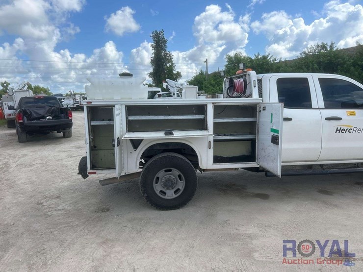 2019-chevrolet-silverado-image-21