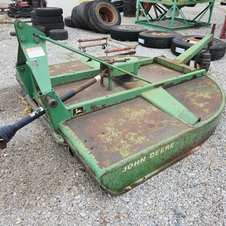 JOHN DEERE 709