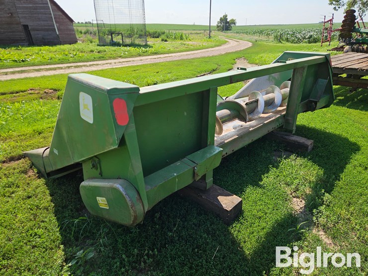 john-deere-444-image-7
