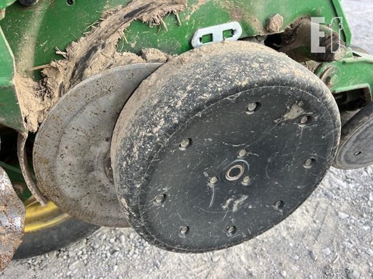 john-deere-1750-image-20