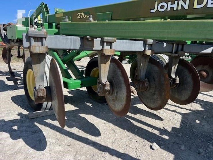 john-deere-2700-image-15