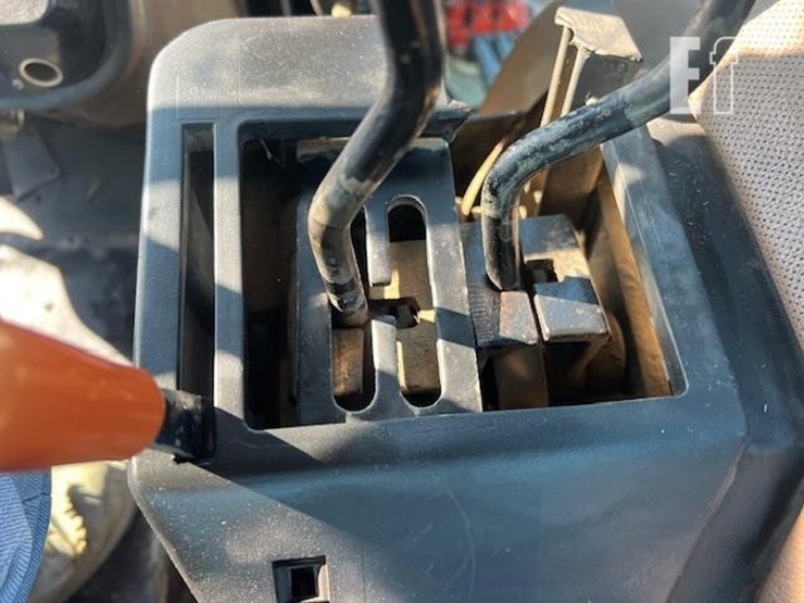 john-deere-2550-image-31
