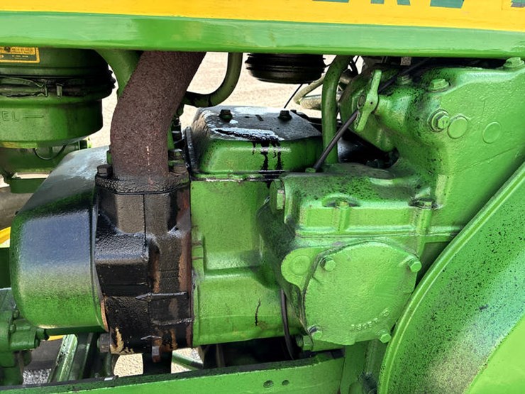 1958-john-deere-820-image-24
