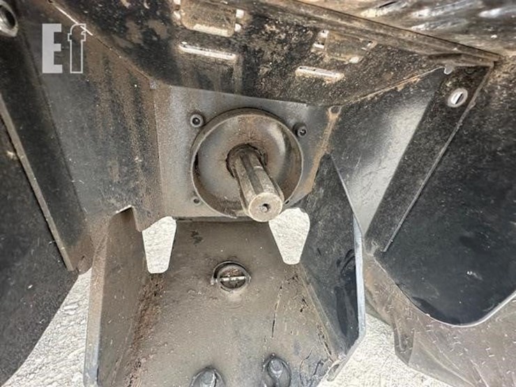 2021-case-ih-farmall-75a-image-6
