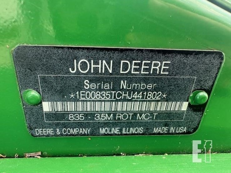 2017-john-deere-835-image-18