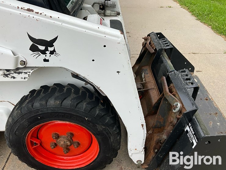 2010-bobcat-s70-image-14