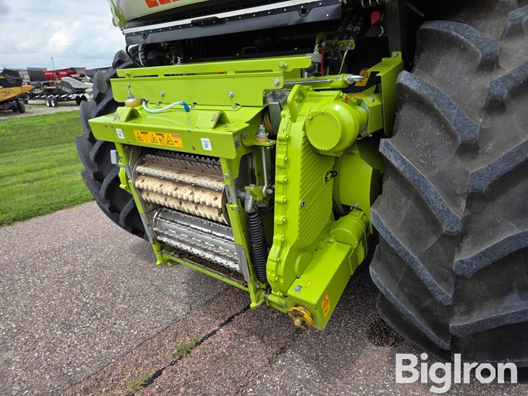 2022-claas-jaguar-970-image-9