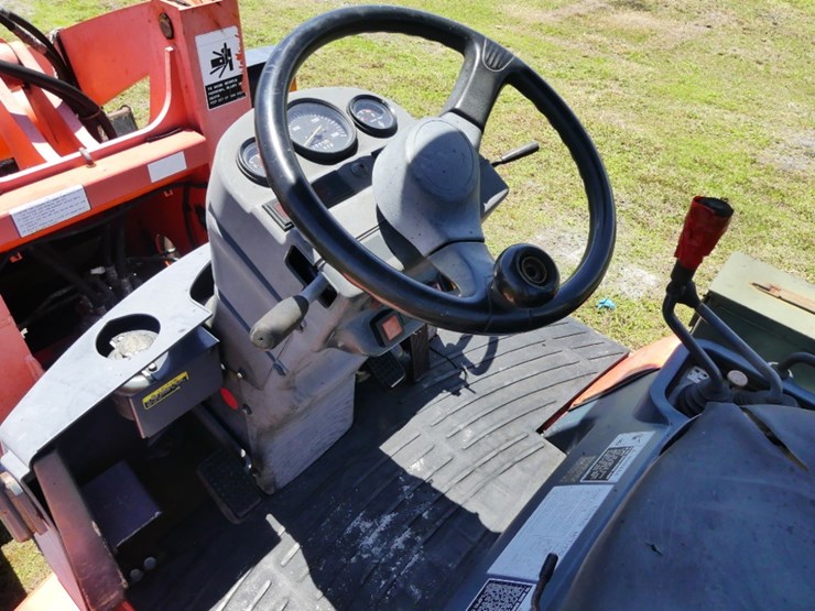kubota-r520s-image-13