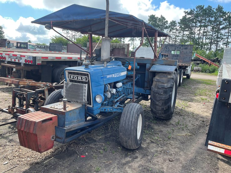 ford-3600-image-1
