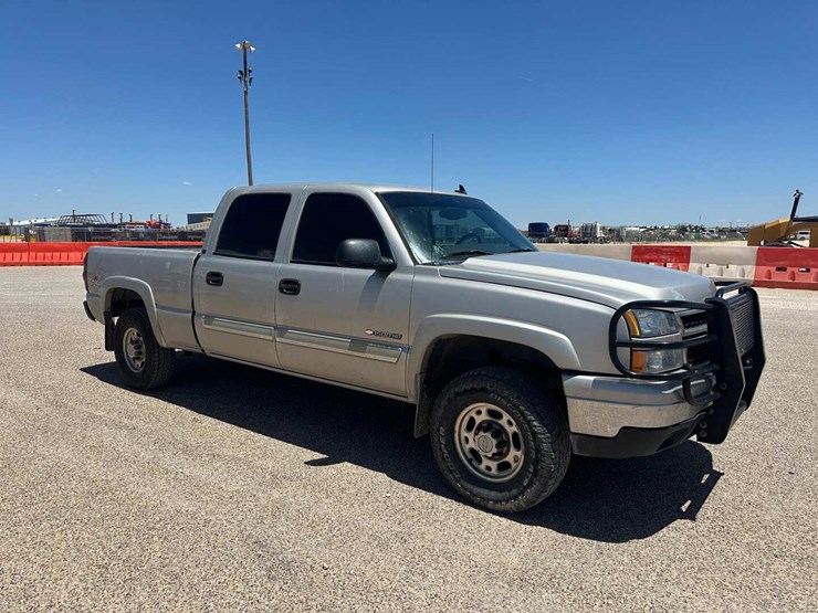 2006-chevrolet-silverado-1500hd-image-10