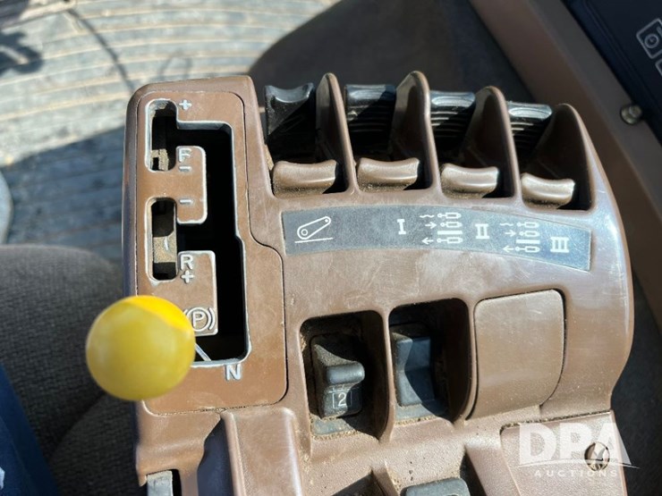 2010-john-deere-9530t-image-62